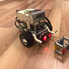 Programozzunk LEGO robotot 1. óra