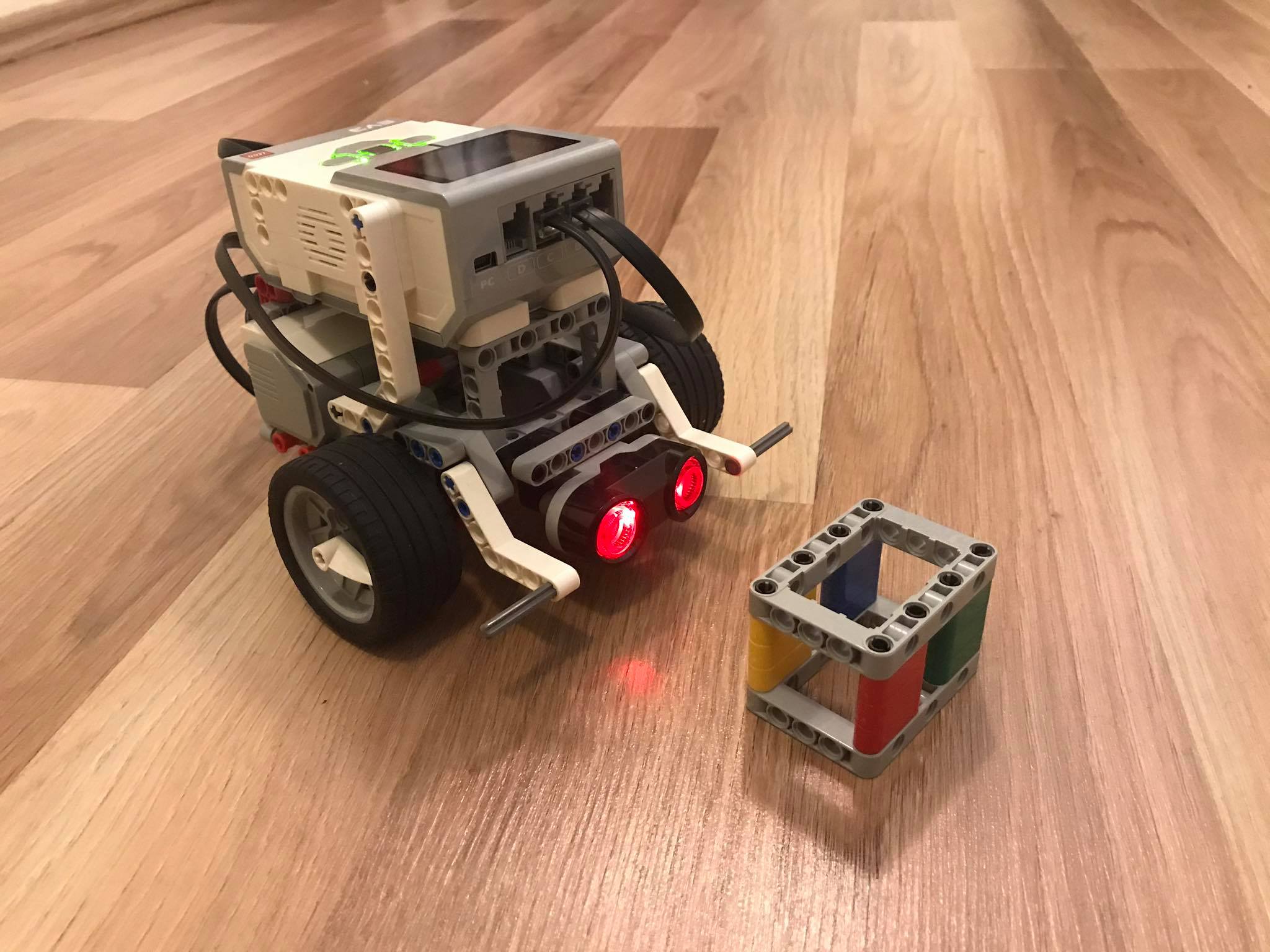 Programozzunk LEGO robotot!
